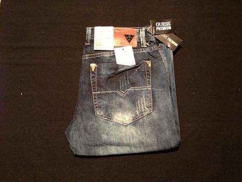 GUESS Washed Out Denimz - W32