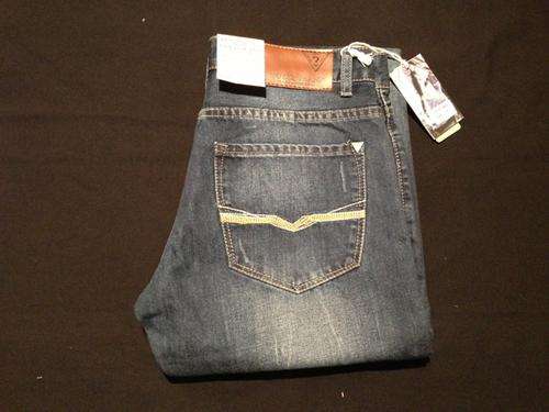 GUESS Washed Out Denimz - W32