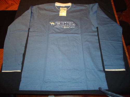Long Sleeve CAMEL Sweater - Medium