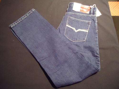 GUESS Jeans - 32