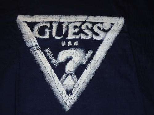 GUESS T Shirt - Large Slim Fit