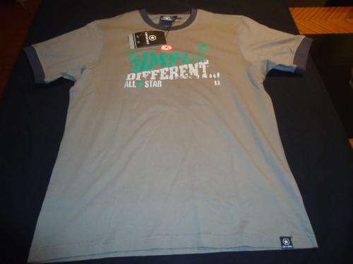 Authentic CONVERSE T Shirt - Large