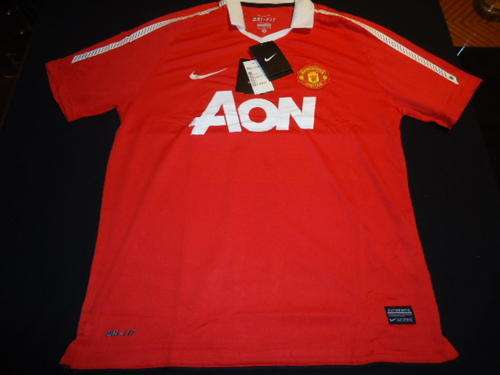 MANCHESTER UNITED Nike Jersey - Size Large