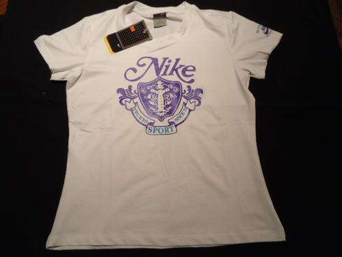 NIKE Tee Shirt - Medium Slim Fit