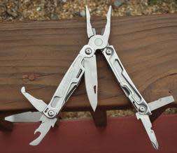 Leatherman Rev Multi Tool! Like New! R1 Auction! No reserve!