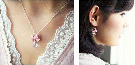 IMPORTED STOCK! ON SPECIAL! Beautiful ***PINK LADY*** Necklace/Earrings Combo!
