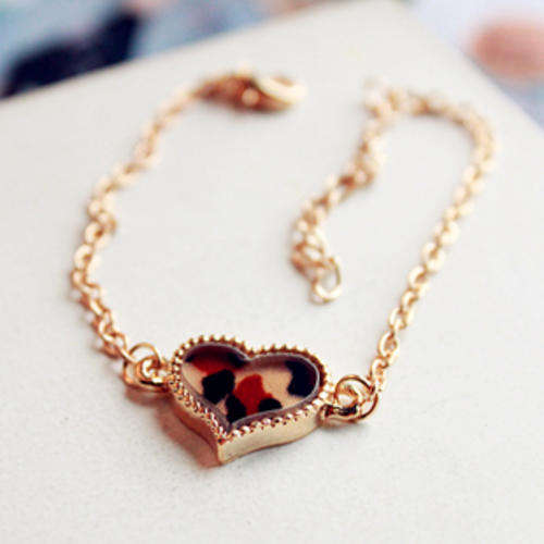 IMPORTED STOCK! Pretty ***PUMA HEART*** 18K Gold Clad Bracelet!