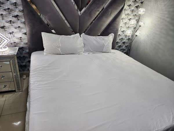 Lace Waterproof Mattress Protectors - 3 Piece