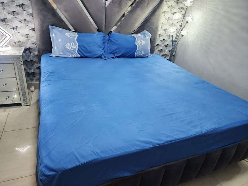 Lace Waterproof Mattress Protectors - 3 Piece