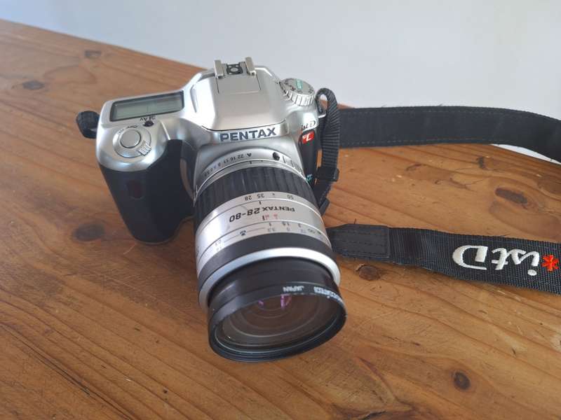 Pentax *ist DL digital camera