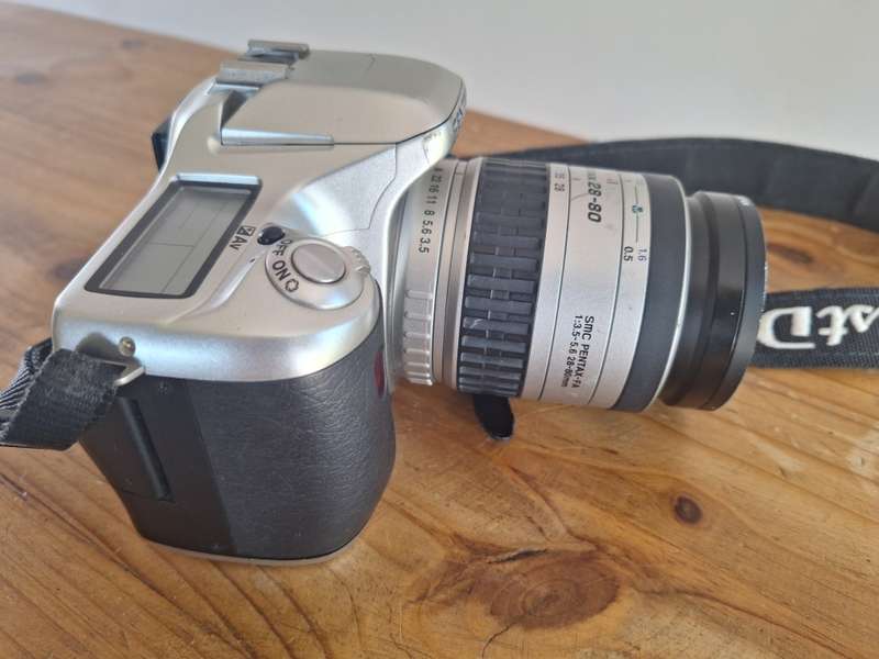 Pentax *ist DL digital camera