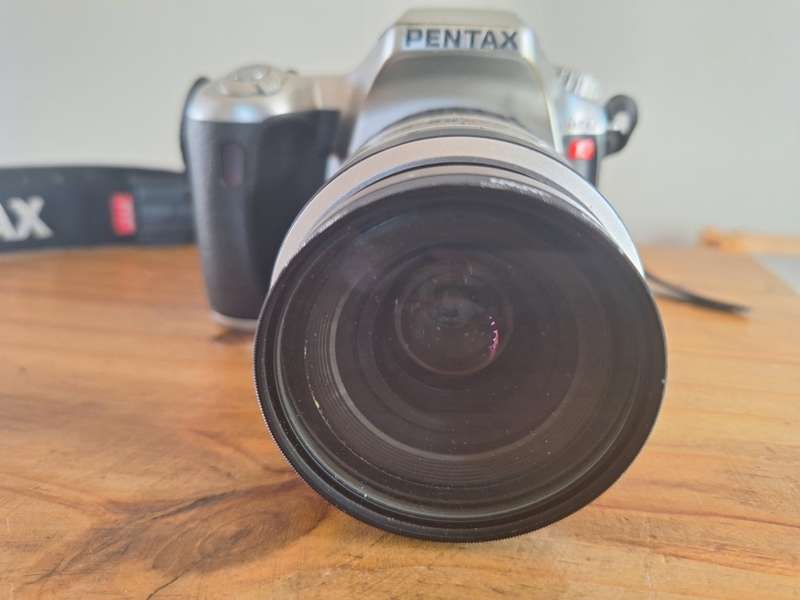 Pentax *ist DL digital camera