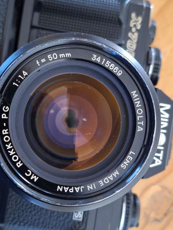 Minolta X700