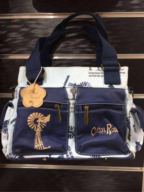 Cotton Road canvas handbag (sling included)with wind mill  pattern & africans   30×22×15cm