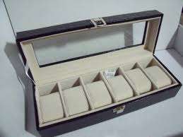 leather watch box  (hold 6 watches)  black