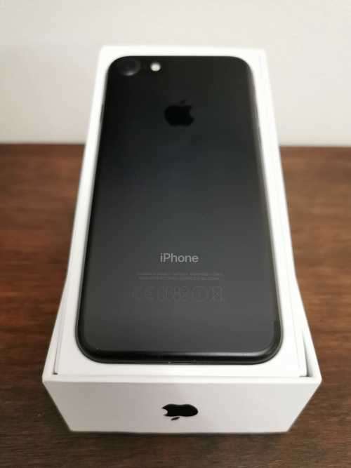 iPhone 7, 32 GIG For Sale
