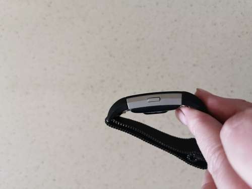 USED Fitbit Charge 2