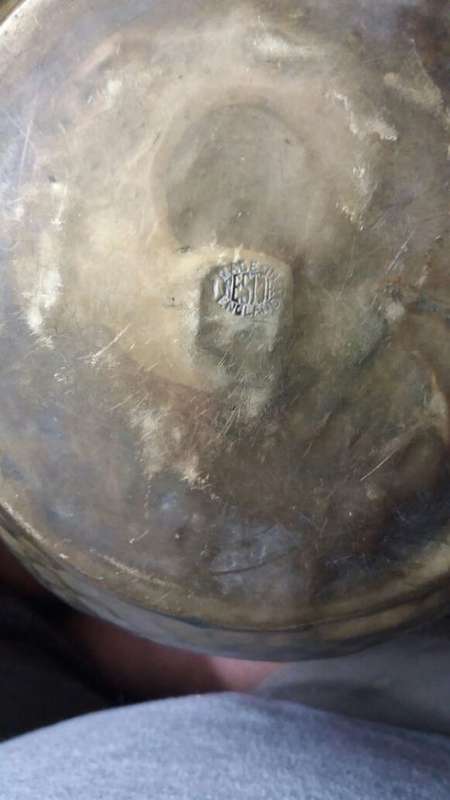 BRASS FLOWER POT (OLD)