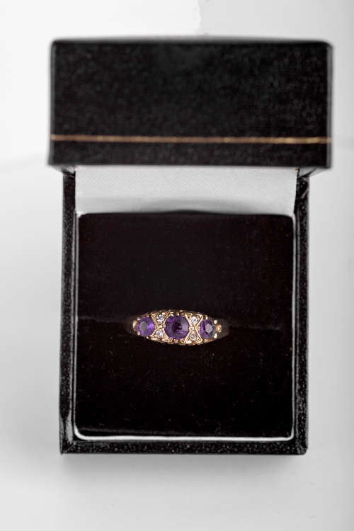 9ct /9k Gold Amethyst Victorian style ring