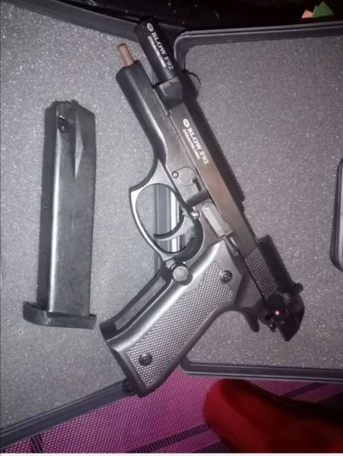 blank guns F92