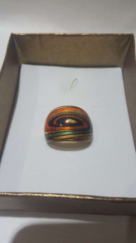 Glass ring