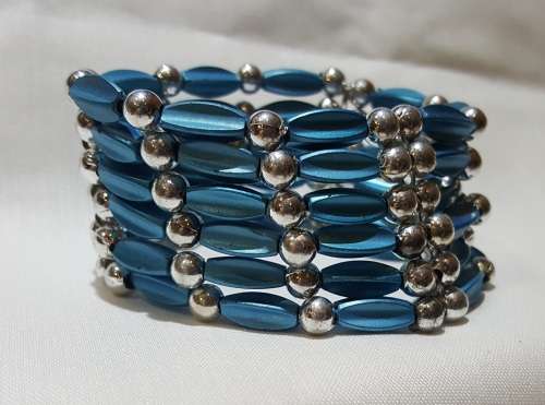 Turquoise and silver acrylic bracelet