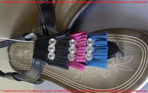 ***SIZE 4 ONLY***TRI DIAMANTE DETAIL TRI COLOUR NEW SANDAL***@@@CRAZEEEE START BELOW COST