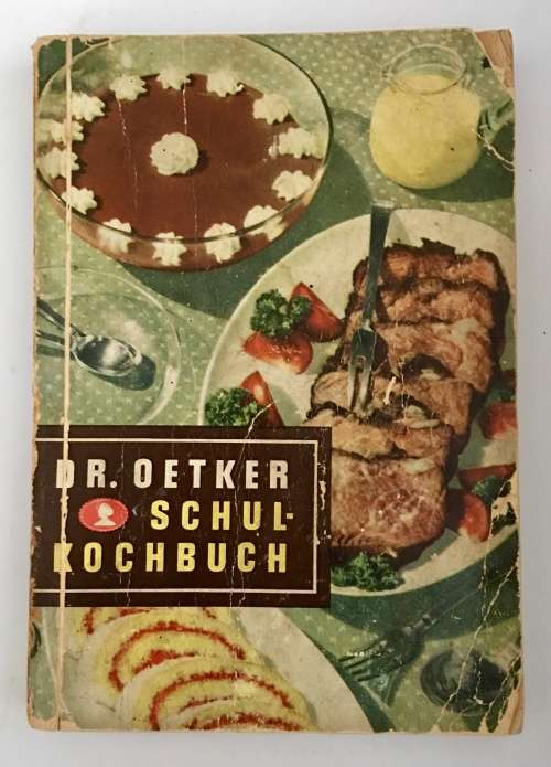 Dr Oetker Schul-Kochbuch (German). Softcover, Ausgabe F, 1951