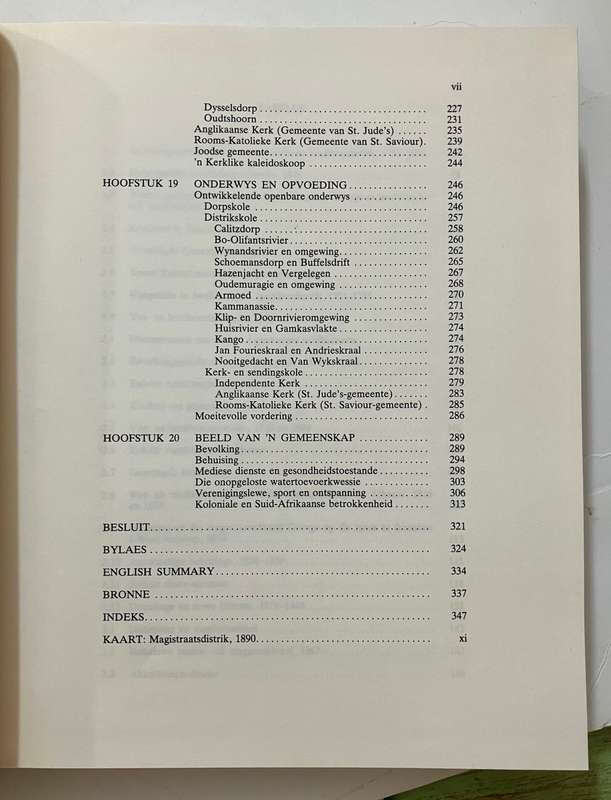 Oudtshoorn: `n Sosio-ekonomiese Studie - A Appel. Hardeband geen sj, 1e Druk, 1988