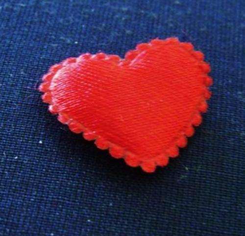 22mm x 20mm Red Fabric Heart Embellishments (Sold in Pack of 5 Pieces)