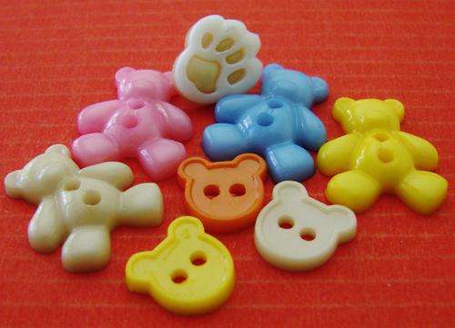7.5g Pack of Assorted Colours & Shapes TEDDY Buttons
