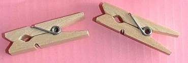 25 x 10mm MINIAURE WOODEN PEGS - See product description for ideas