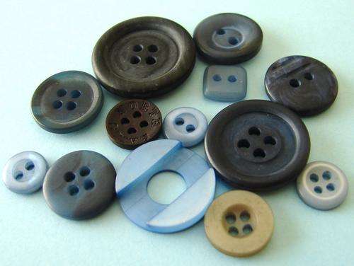 Dark Blue Button Assortment (48 Buttons per Pack)