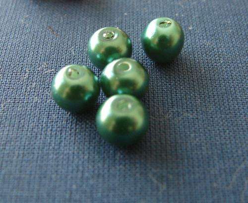 6mm Green Round Glass Beads (10 Beads per Pack)