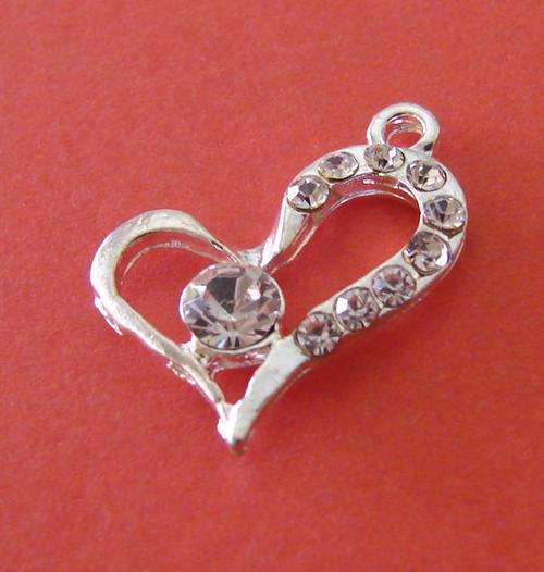 20mm x 24mm Silver Heart Pendant with Diamante