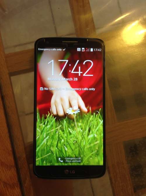 LG G2 Smartphone 5.2"