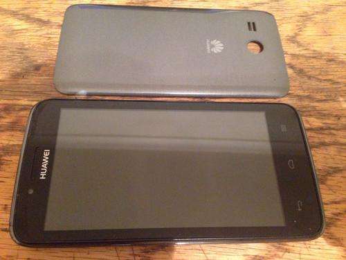 Huawei Ascend y511-u30 dual sim phone in very good condition
