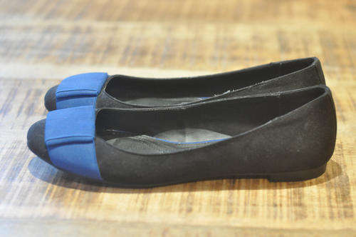 Zara Black/Blue pumps Size 6
