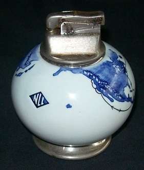 VINTAGE PORCELAIN GIGARETTE LIGHTER - Shipping Line