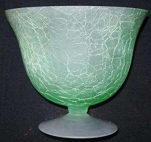 PEDESTAL CRACKLE-GLASS BOWL FOR BON BONS/NUTS