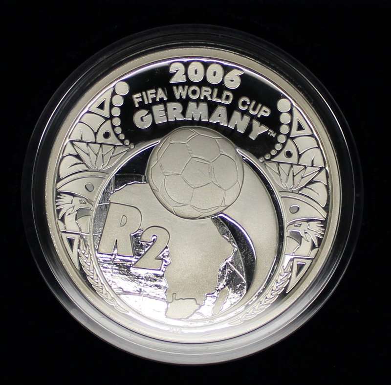 2005 | SA MINT | Proof Silver (1oz) R2 | For The 2006 FIFA World Cup| Mintage 14 337 | R1 Start