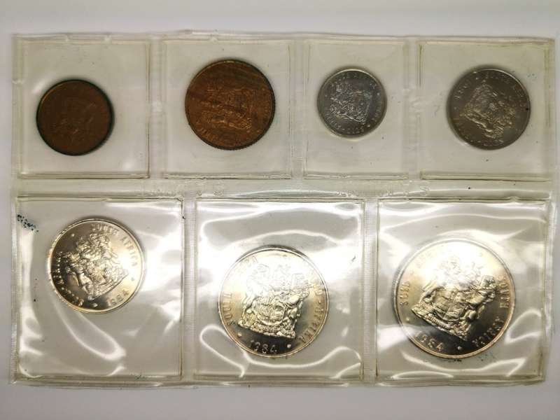 1984 | RSA | Uncirculated | Mint Pack | Soli Deo Gloria | R1 Start