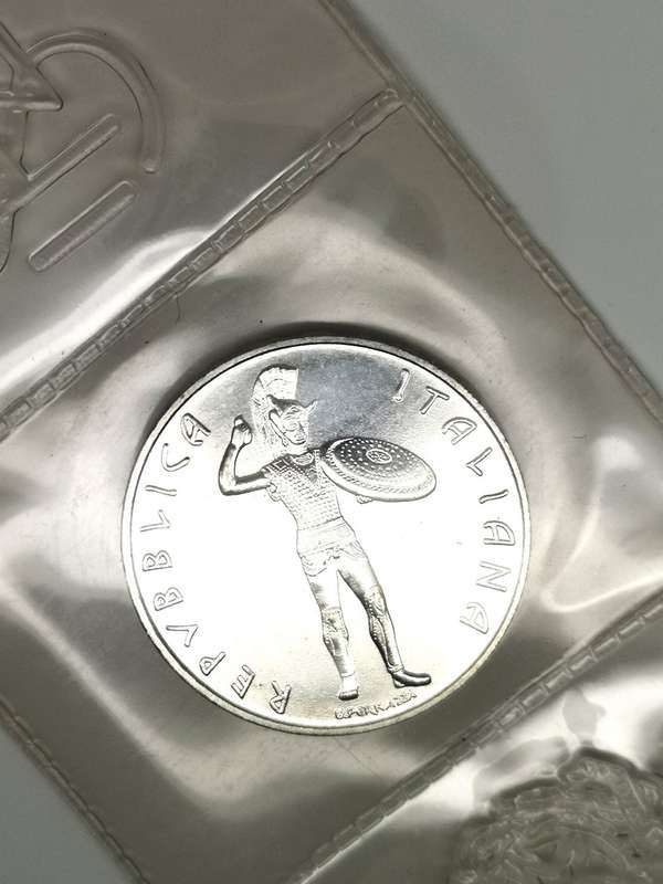 1985 | Italy | 500 Lire | Year of Etruscan Culture | UNC Silver | In Booklet with Info | R1 Start NR