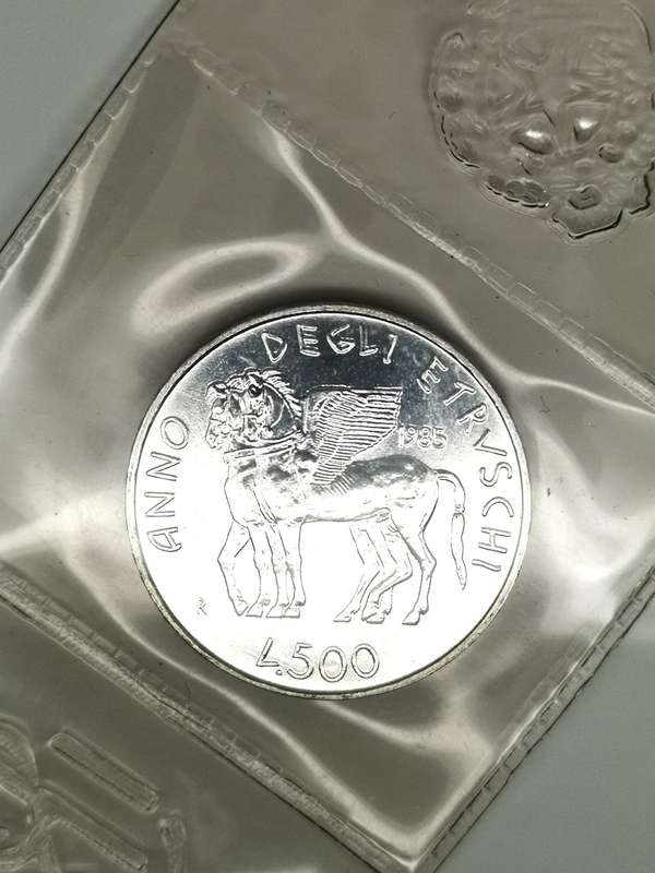 1985 | Italy | 500 Lire | Year of Etruscan Culture | UNC Silver | In Booklet with Info | R1 Start NR