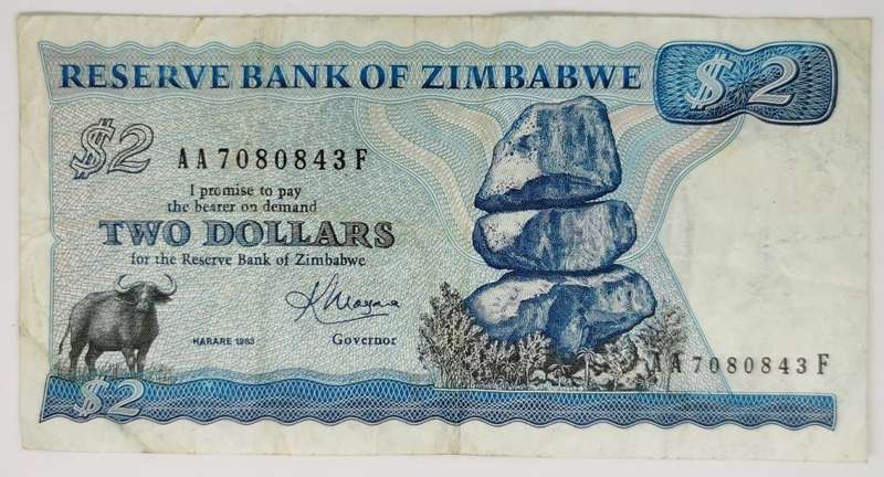 1983 | 2 Dollars | Zimbabwe | 134 x 69 mm | "Chiremba Rocks" Issue | Signature: 2