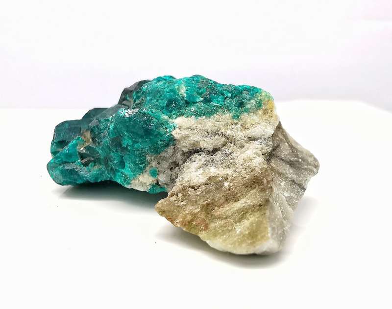 Emerald Cluster | Vibrant Green | 26.09g