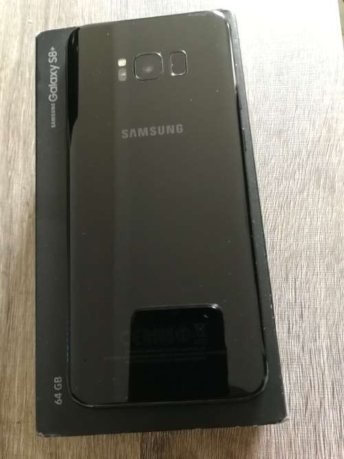 Samsung Galaxy S8+ 64GB **MINT**