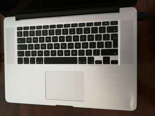 Retina Macbook Pro 15" 2.0GHz Core i7 8GB RAM
