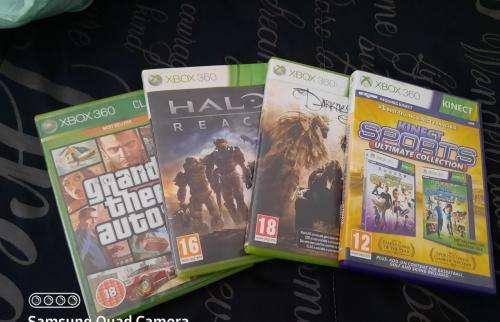 MICROSOFT XBOX 360 SLIM BLACK* MINT* COMPLETE PLUS KINECT and 4 GAMES