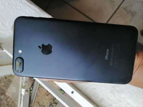 Apple iPhone 7 Plus 128GB *Great Condition* *Earpiece does not work*